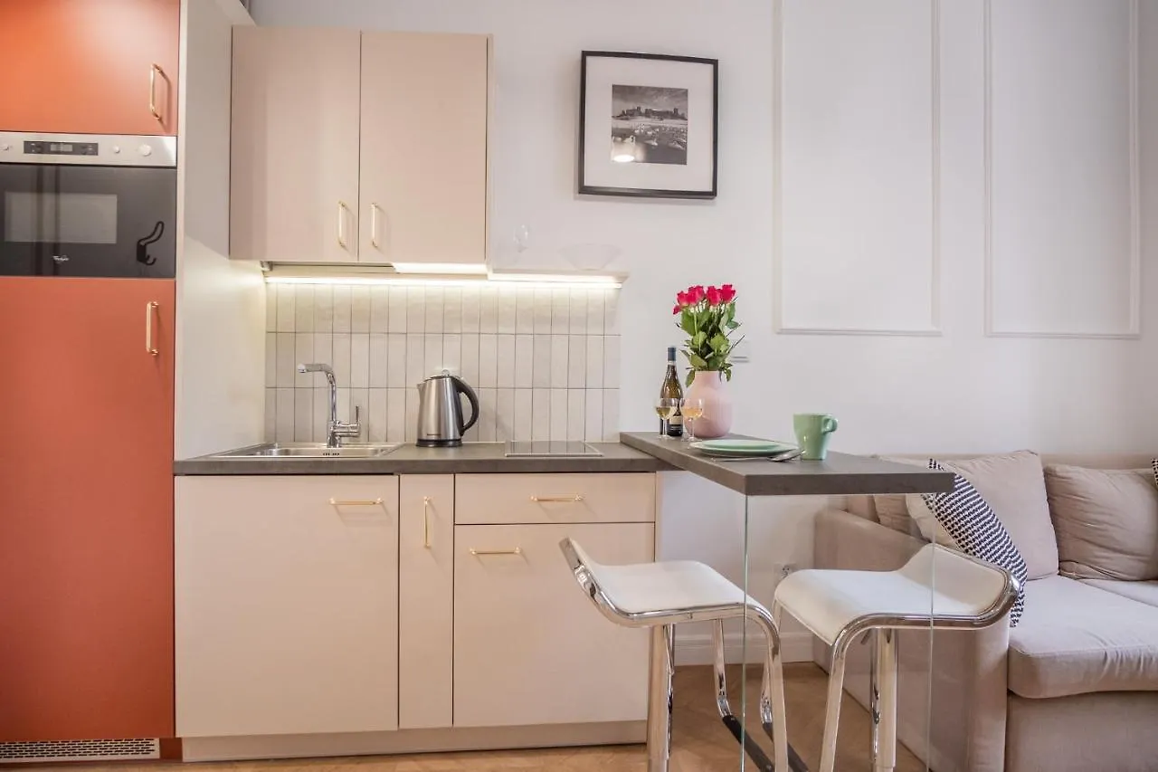 Mb Cracow Apartments كراكوفيا